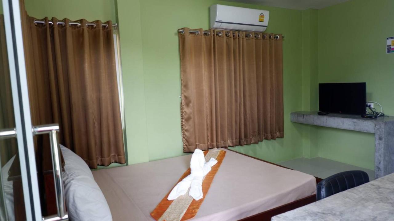 Amazon Resort Surat Thani Esterno foto