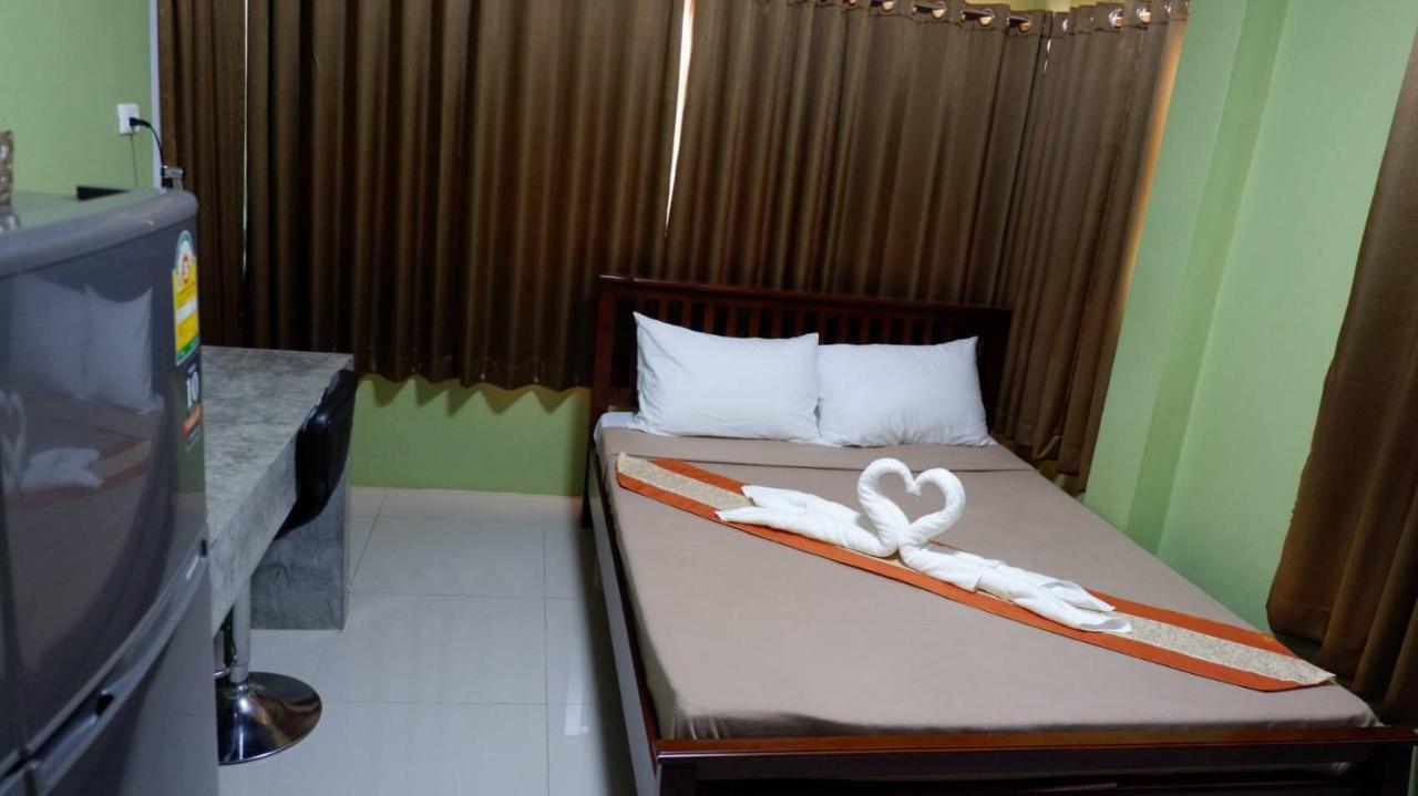 Amazon Resort Surat Thani Esterno foto