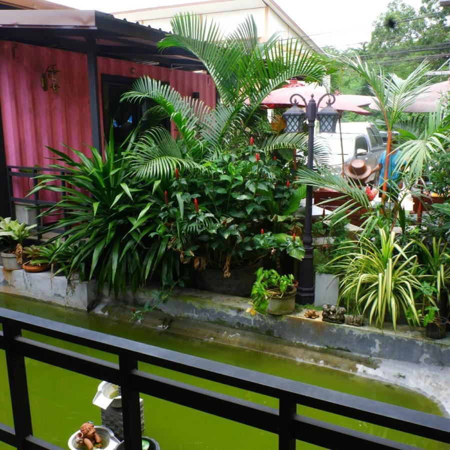 Amazon Resort Surat Thani Esterno foto
